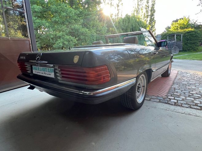 Mercedes 280 SL remise a niveau tres bon etat  de 1982