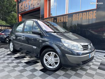  Voir détails -Renault Scenic II 1.9 DCI 130CH FAP DYNAMIQUE à Morsang-sur-Orge (91)