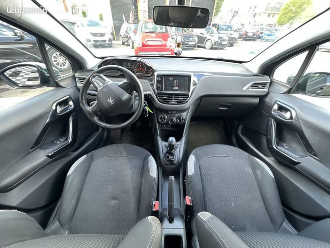 Peugeot 208 1.4 HDI FAP STYLE 5P Gris de 2015