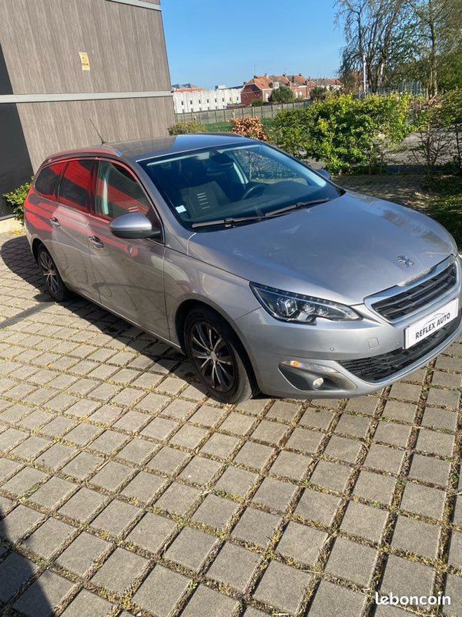 Peugeot 308 308sw 1.6hdi 115ch 296000km 4500 HT tva  Gris de 2014