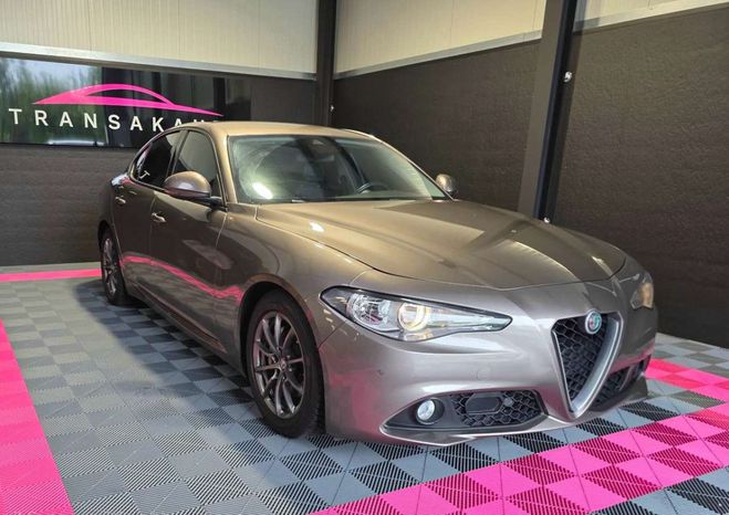 Alfa romeo Giulia 2.2 JTDm Garantie 12 mois Gris de 