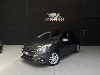  Voir détails -Peugeot 208 1.2 Essence 82 Style à Saran (45)