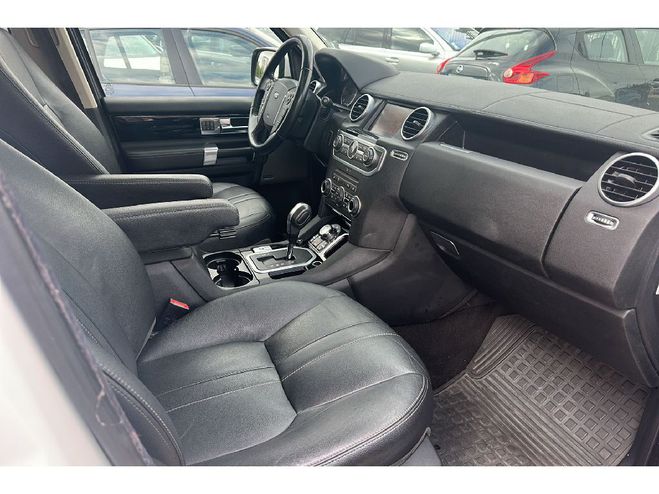 Land rover Discovery Mark II TDV6 3.0L 155kW HSE A Blanche de 2011