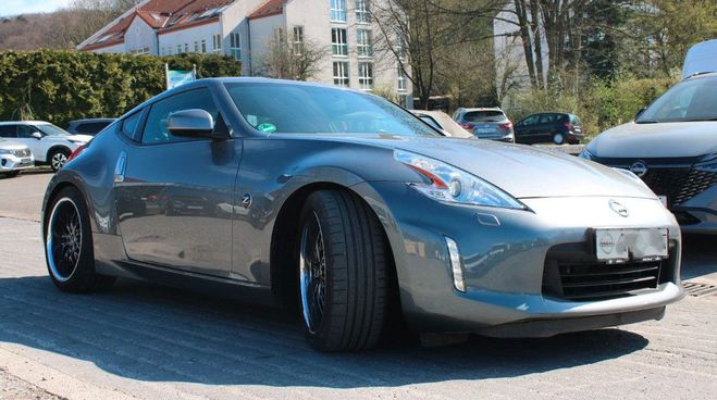 Nissan 370Z 3 7 V6 328 PACK BVA *GARANTIE 12 MOIS* V gris daytona mtal de 2017