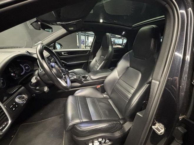 Porsche Cayenne Coup 3.0 V6 462ch E-Hybrid Noir Intense de 2019