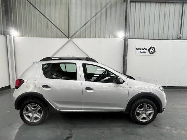 Dacia Sandero II (B52) 0.9 TCe 90ch Stepway GRIS de 2017