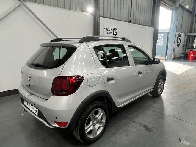Dacia Sandero II (B52) 0.9 TCe 90ch Stepway GRIS de 2017