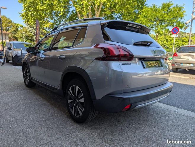 Peugeot 2008 GENERATION-I 1.2 PURETECH 130 ALLURE STA Gris de 2016