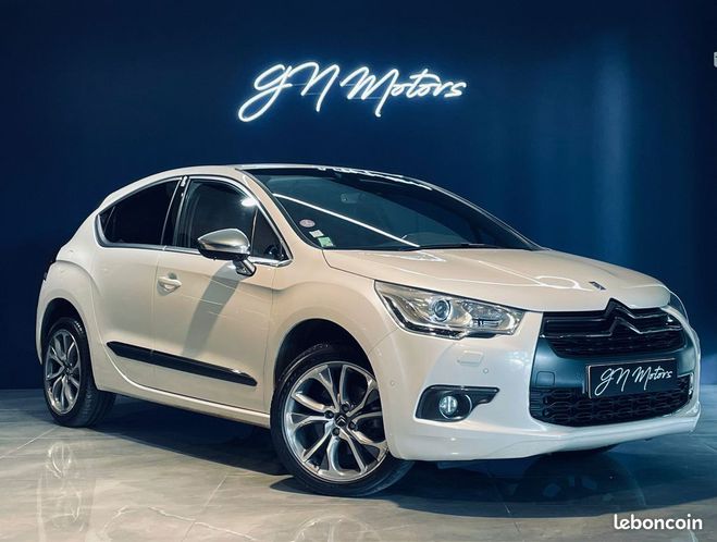 Citroen DS4 1.6 thp 155 so chic bmp6 premiere main g Blanc de 2011