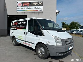  Voir détails -Ford Transit 2.2 TDCI 100cv Anne 2012 à Gleiz (69)