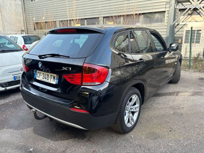 BMW X1 E84 xDrive 20i 184ch Luxe Noir de 2012