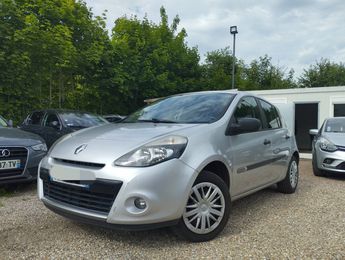  Voir détails -Renault Clio III (B/C85) 1.5 dCi 75ch Authentique eco à vreux (27)