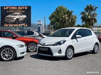  Voir détails -Toyota Yaris HSD 100h Dynamic à Nice (06)
