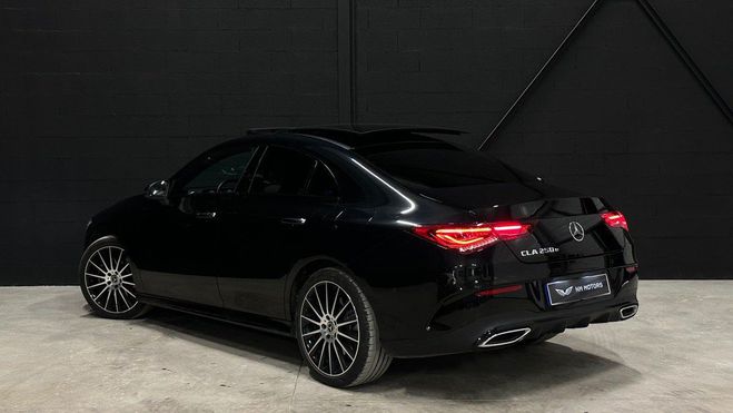 Mercedes Classe CLA 250 E 218 CV AMG Line Noir Mtallis de 2023