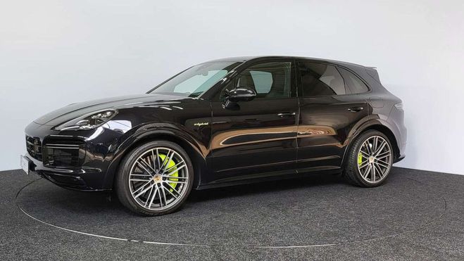 Porsche Cayenne 4.0 Turbo S V8 PHEV ~ Full Acc Pano 67.5 Noir Mtallis de 