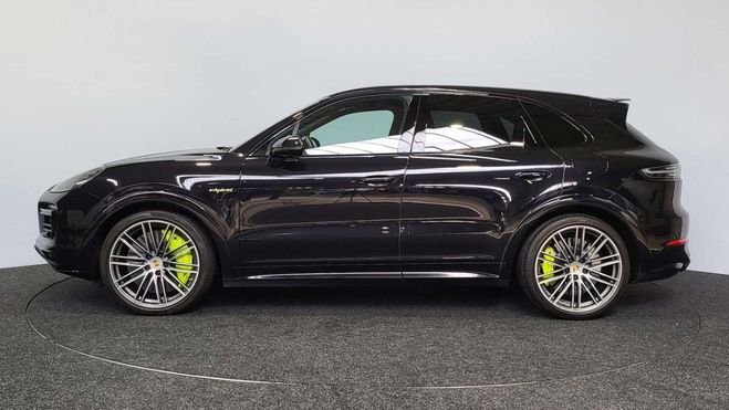 Porsche Cayenne 4.0 Turbo S V8 PHEV ~ Full Acc Pano 67.5 Noir Mtallis de 