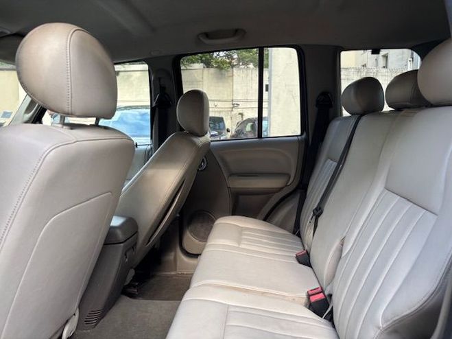 Jeep Cherokee 2.8 CRD163 LIMITED BA MARRON de 2006