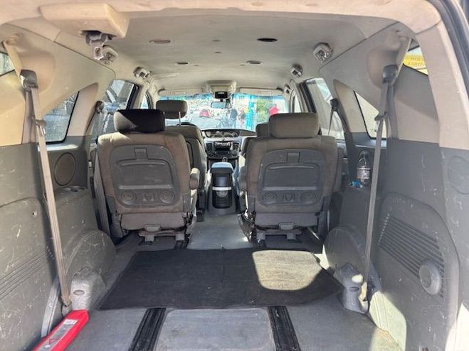 Ssangyong Rodius 270 XDI 4X2 BA GRIS F de 2007