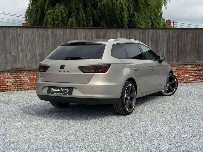 Seat Leon ST 1.2TSI / airco / navi / cruise / led  Beige de 2014