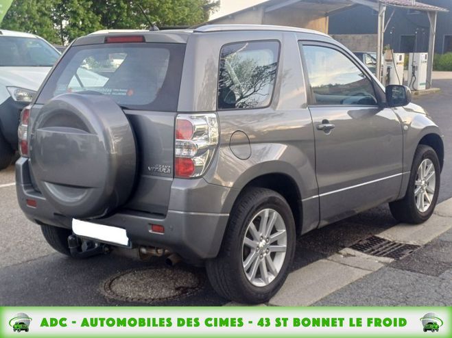 Suzuki Grand Vitara 1.9 DDIS 130cv 4X4 3P BVM FAP Gris Fonc de 2008