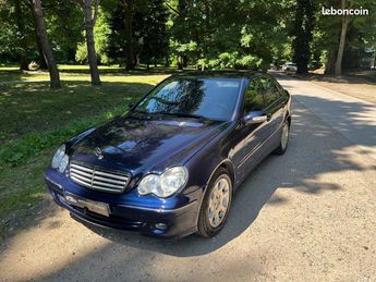  Voir détails -Mercedes Classe C 200 CDI ? 2.2 122 CH Elgance Rien prvo à Gagny (93)