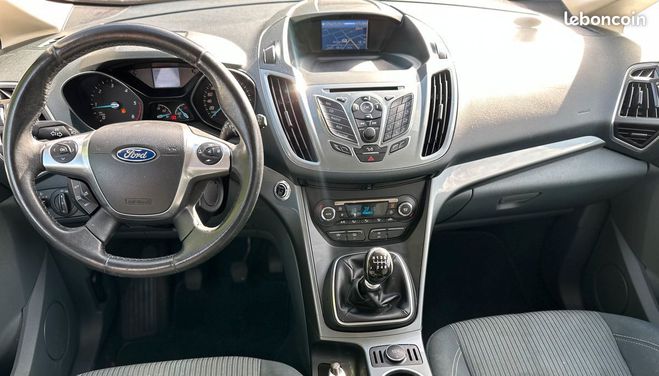 Ford grand C Max 1.6 tdci 2015 Noir de 2015