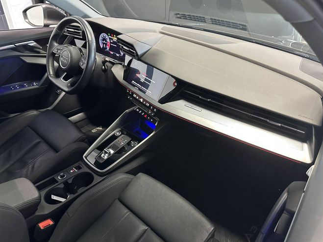 Audi A3 Sportback 30 TFSI Mild Hybrid 110 S tron Gris de 2021
