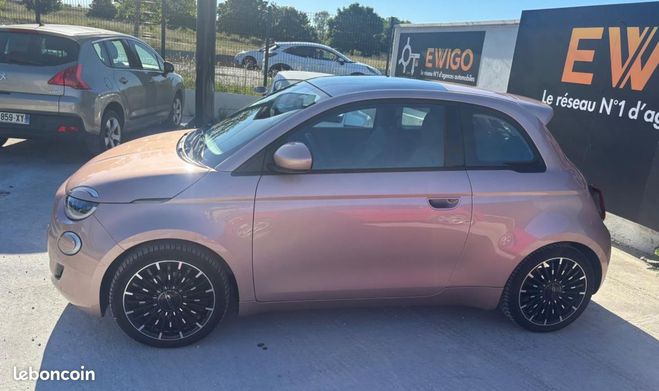 Fiat 500 3 1 118 ch ICONE Rose de 2022