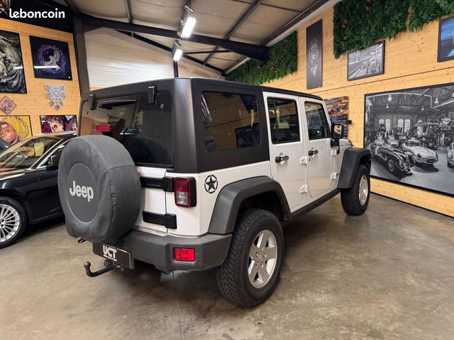 Jeep Wrangler Unlimited 2,8L CRD Blanc de 2011