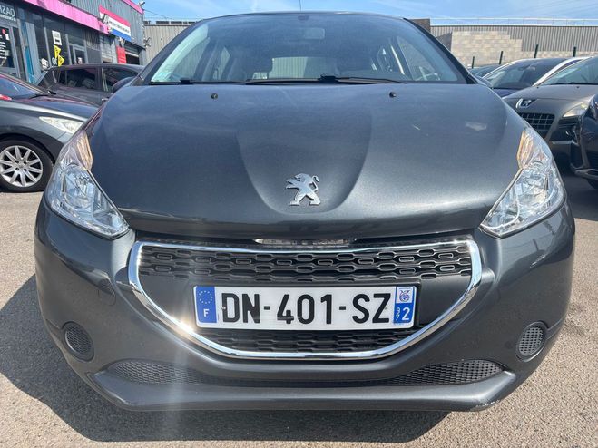 Peugeot 208 1.6 E-HDI 92 BLUE LION ALLURE 5P Gris fonc de 2015