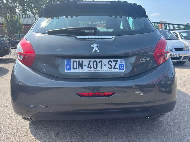 Peugeot 208 1.6 E-HDI 92 BLUE LION ALLURE 5P Gris fonc de 2015