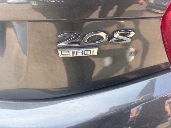 Peugeot 208 1.6 E-HDI 92 BLUE LION ALLURE 5P Gris fonc de 2015