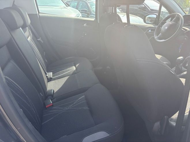 Peugeot 208 1.6 E-HDI 92 BLUE LION ALLURE 5P Gris fonc de 2015
