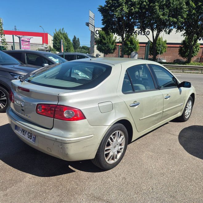 Renault Laguna II (2) 2.0 16V 135 DYNAMIQUE Beige de 2005