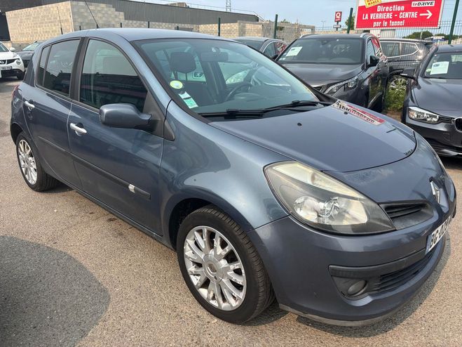 Renault Clio III 1.4 16V 100 EXCEPTION 5P Gris anthracite de 2007