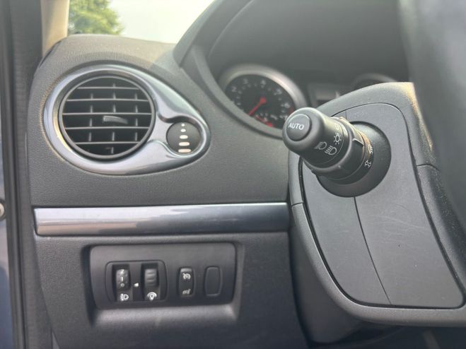 Renault Clio III 1.4 16V 100 EXCEPTION 5P Gris anthracite de 2007
