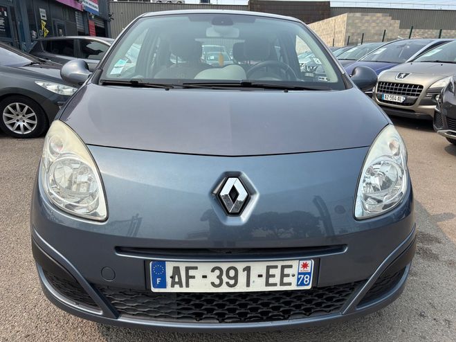 Renault Twingo II 1.2 LEV 16V 75 TREND 114G Gris anthracite de 2009