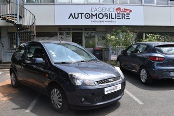  Voir détails -Ford Fiesta Phase 2 1.4 i 16V 80cv à Palaiseau (91)