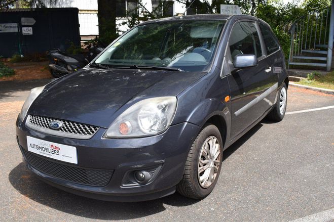 Ford Fiesta Phase 2 1.4 i 16V 80cv Bleu de 2006