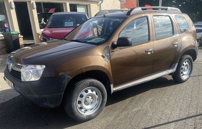 Dacia Duster 1.5 DCI 110CH FAP AMBIANCE 4X2 Marron de 2011