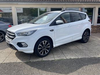  Voir détails -Ford Kuga 1.5 ECOBLUE 120CH ST-LINE à Alenon (61)