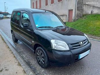  Voir détails -Peugeot Partner 1.6 HDi90 Totem Clim à Lagney (54)