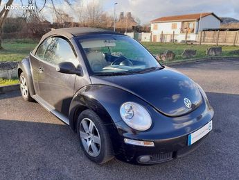  Voir détails -Volkswagen Beetle etle 1.6 102 Carat cabriolet à Lagney (54)