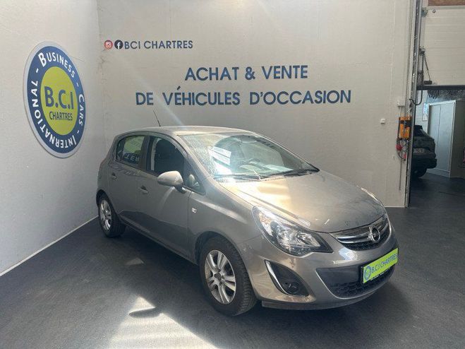 Opel Corsa 1.2 TWINPORT 85CH COOL LINE 5P Marron de 2013