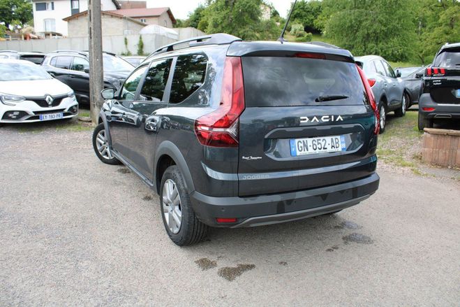 Dacia Jogger II TCE 100 CV EXPRESSION ESSENCE GPL GPS Gris Comete de 2023