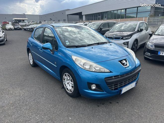 Peugeot 207 1.4 HDI FAP URBAN MOVE 5P Bleu de 2012
