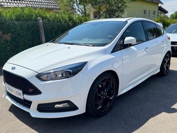  Voir détails -Ford Focus ST 250 GPS RECARO TOIT OUVRANT HIFI SONY à Sessenheim (67)