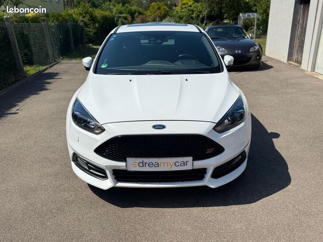 Ford Focus ST 250 GPS RECARO TOIT OUVRANT HIFI SONY Blanc de 2016