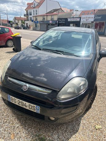  Voir détails -Fiat Punto  à Gargenville (78)