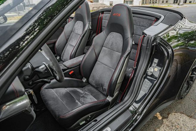 Porsche 911 991.1 Carrera GTS cabriolet Noir de 2015